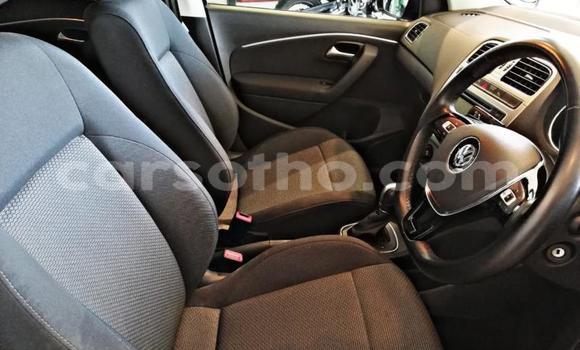 اشتري مستعمل Volkswagen Polo Blue سيارة في Maseru في Maseru اشتري مستعمل Volkswagen Polo Blue سيارة في Maseru في Maseru