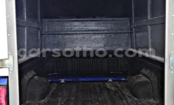 Sayi Na hannu Toyota Hilux Blue Mota in Maseru a Maseru Sayi Na hannu Toyota Hilux Blue Mota in Maseru a Maseru