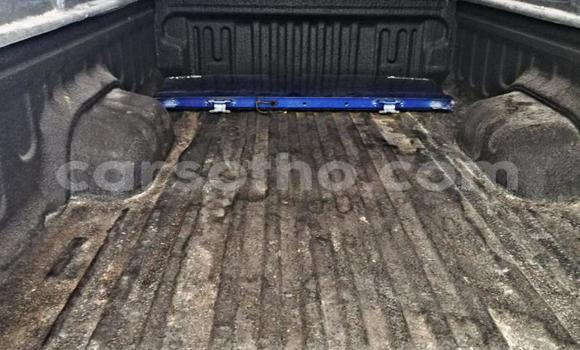 Sayi Na hannu Toyota Hilux Blue Mota in Maseru a Maseru Sayi Na hannu Toyota Hilux Blue Mota in Maseru a Maseru