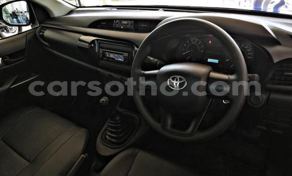 Sayi Na hannu Toyota Hilux Blue Mota in Maseru a Maseru Sayi Na hannu Toyota Hilux Blue Mota in Maseru a Maseru