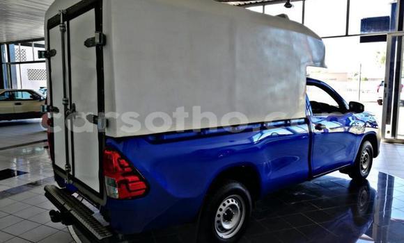 Sayi Na hannu Toyota Hilux Blue Mota in Maseru a Maseru Sayi Na hannu Toyota Hilux Blue Mota in Maseru a Maseru