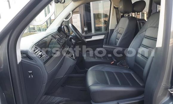 اشتري مستعمل Volkswagen Caravelle Other سيارة في Maseru في Maseru اشتري مستعمل Volkswagen Caravelle Other سيارة في Maseru في Maseru