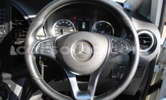 اشتري مستعمل Mercedes-Benz Vito Silver سيارة في Maseru في Maseru اشتري مستعمل Mercedes-Benz Vito Silver سيارة في Maseru في Maseru