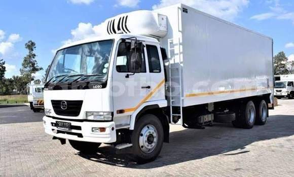 Buy Used Nissan UD White Truck in Thaba–Tseka in Mafeteng Buy Used Nissan UD White Truck in Thaba–Tseka in Mafeteng