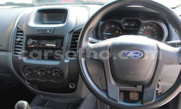 اشتري مستعمل Ford Ranger White سيارة في Maseru في Maseru اشتري مستعمل Ford Ranger White سيارة في Maseru في Maseru
