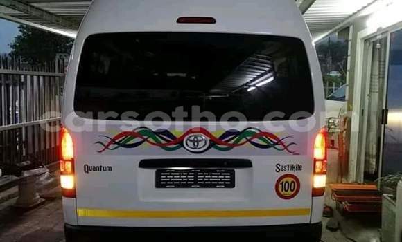 Sayi Na hannu Toyota Hiace White Mota in Qacha's Nek a Quthing Sayi Na hannu Toyota Hiace White Mota in Qacha's Nek a Quthing