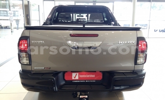 Acheter Occasion Voiture Toyota Hilux Gris à Hlotse, Leribe Acheter Occasion Voiture Toyota Hilux Gris à Hlotse, Leribe