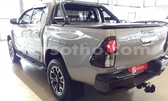 Acheter Occasion Voiture Toyota Hilux Gris à Hlotse, Leribe Acheter Occasion Voiture Toyota Hilux Gris à Hlotse, Leribe