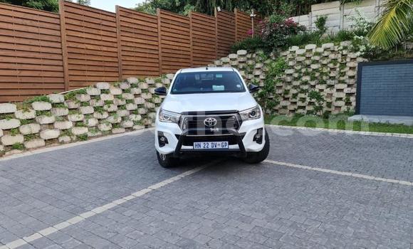 اشتري مستعمل Toyota Hilux White سيارة في Import - Dubai في Maseru اشتري مستعمل Toyota Hilux White سيارة في Import - Dubai في Maseru
