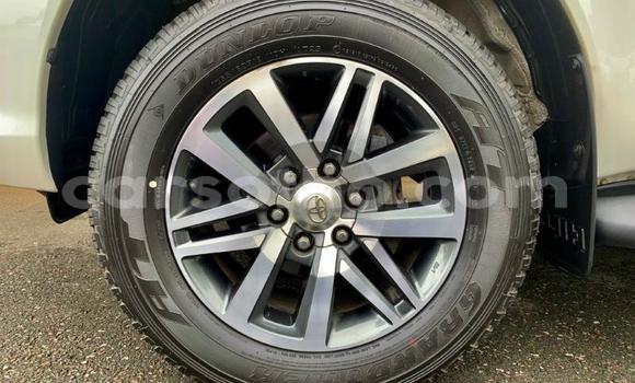 Acheter Occasion Voiture Toyota Hilux Blanc à Maseru, Maseru Acheter Occasion Voiture Toyota Hilux Blanc à Maseru, Maseru