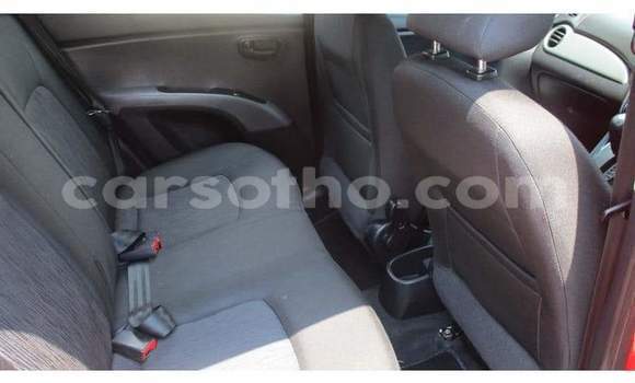 Acheter Occasion Voiture Hyundai i10 Rouge à Maseru, Maseru Acheter Occasion Voiture Hyundai i10 Rouge à Maseru, Maseru