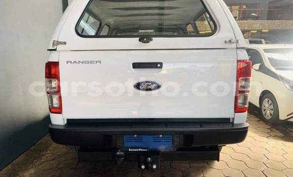 اشتري مستعمل Ford Ranger White سيارة في Roma في Maseru اشتري مستعمل Ford Ranger White سيارة في Roma في Maseru