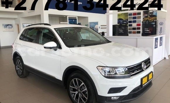 اشتري مستعمل Volkswagen Tiguan White سيارة في Maseru في Maseru اشتري مستعمل Volkswagen Tiguan White سيارة في Maseru في Maseru