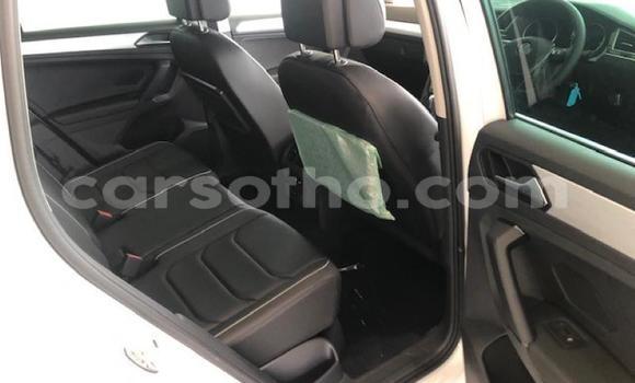 اشتري مستعمل Volkswagen Tiguan White سيارة في Maseru في Maseru اشتري مستعمل Volkswagen Tiguan White سيارة في Maseru في Maseru