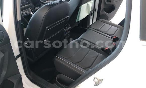 اشتري مستعمل Volkswagen Tiguan White سيارة في Maseru في Maseru اشتري مستعمل Volkswagen Tiguan White سيارة في Maseru في Maseru