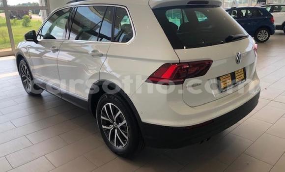 اشتري مستعمل Volkswagen Tiguan White سيارة في Maseru في Maseru اشتري مستعمل Volkswagen Tiguan White سيارة في Maseru في Maseru