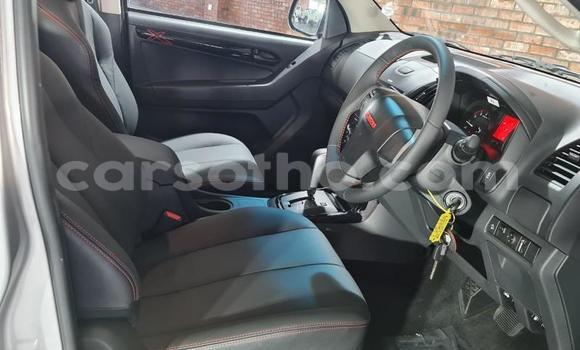 اشتري مستعمل Volkswagen Tiguan White سيارة في Maseru في Maseru اشتري مستعمل Volkswagen Tiguan White سيارة في Maseru في Maseru