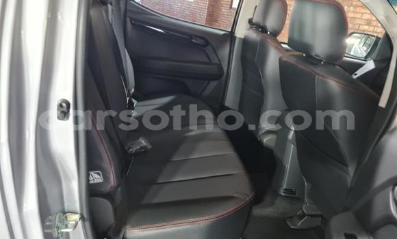 اشتري مستعمل Volkswagen Tiguan White سيارة في Maseru في Maseru اشتري مستعمل Volkswagen Tiguan White سيارة في Maseru في Maseru