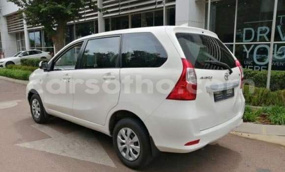Sayi Na hannu Toyota Avanza White Mota in Butha Buthe a Butha-Buthe Sayi Na hannu Toyota Avanza White Mota in Butha Buthe a Butha-Buthe