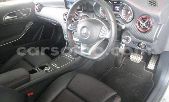 Acheter Occasion Voiture Mercedes-Benz A–Class Gris à Maseru, Maseru Acheter Occasion Voiture Mercedes-Benz A–Class Gris à Maseru, Maseru
