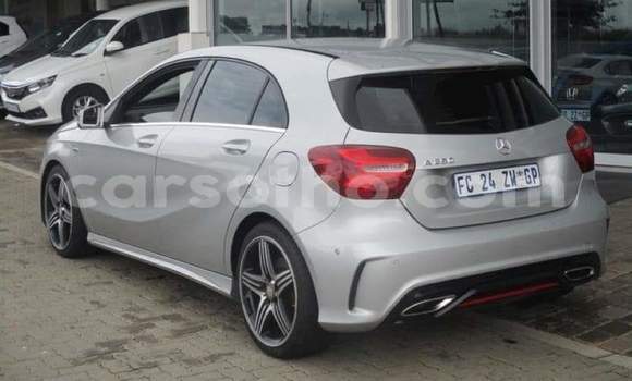 Acheter Occasion Voiture Mercedes-Benz A–Class Gris à Maseru, Maseru Acheter Occasion Voiture Mercedes-Benz A–Class Gris à Maseru, Maseru