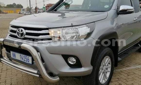 اشتري مستعمل Toyota Hilux Silver سيارة في Maseru في Maseru اشتري مستعمل Toyota Hilux Silver سيارة في Maseru في Maseru