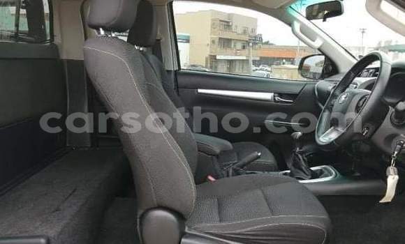 اشتري مستعمل Toyota Hilux Silver سيارة في Maseru في Maseru اشتري مستعمل Toyota Hilux Silver سيارة في Maseru في Maseru