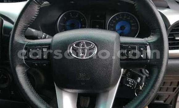 اشتري مستعمل Toyota Hilux Silver سيارة في Maseru في Maseru اشتري مستعمل Toyota Hilux Silver سيارة في Maseru في Maseru