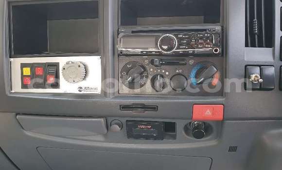 Acheter Occasion Utilitaire Isuzu FTR 850 Blanc à Maseru, Maseru Acheter Occasion Utilitaire Isuzu FTR 850 Blanc à Maseru, Maseru