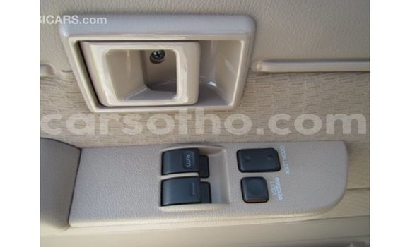 اشتري Imported Toyota Land Cruiser White سيارة في Import - Dubai في Maseru اشتري Imported Toyota Land Cruiser White سيارة في Import - Dubai في Maseru