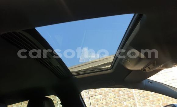 Buy Used Volkswagen Golf GTI White Car in Maputsoe in Leribe Buy Used Volkswagen Golf GTI White Car in Maputsoe in Leribe