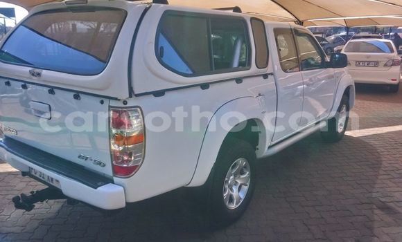 Buy Used Mazda BT-50 White Car in Maseru in Maseru Buy Used Mazda BT-50 White Car in Maseru in Maseru