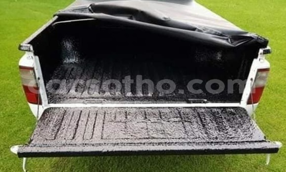 Buy Used Toyota Hilux White Car in Maseru in Maseru Buy Used Toyota Hilux White Car in Maseru in Maseru