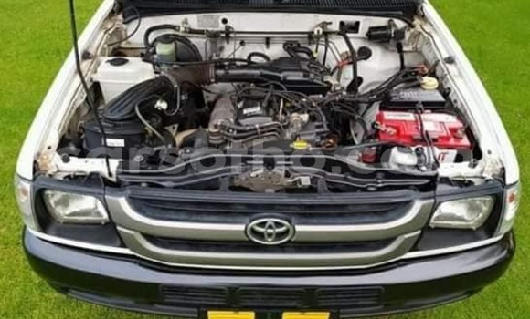 Buy Used Toyota Hilux White Car in Maseru in Maseru Buy Used Toyota Hilux White Car in Maseru in Maseru