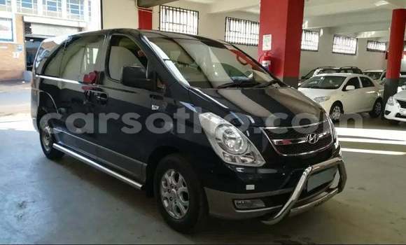 Buy Used Hyundai H1 Blue Car in Maseru in Maseru Buy Used Hyundai H1 Blue Car in Maseru in Maseru