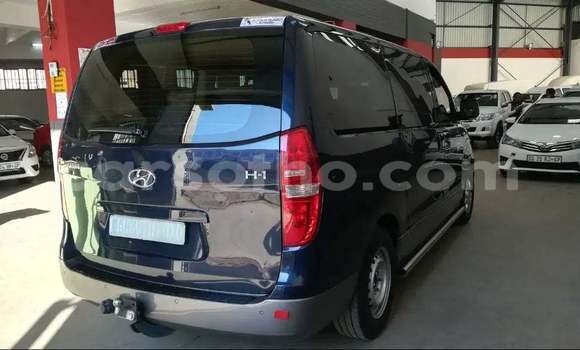 Buy Used Hyundai H1 Blue Car in Maseru in Maseru Buy Used Hyundai H1 Blue Car in Maseru in Maseru