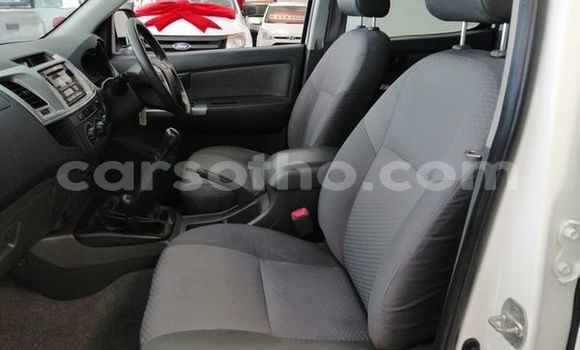 Buy Used Toyota Hilux White Car in Maseru in Maseru Buy Used Toyota Hilux White Car in Maseru in Maseru