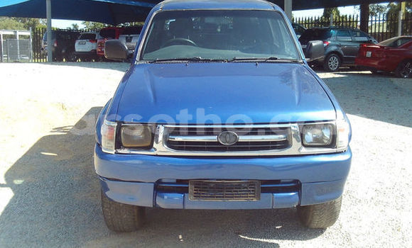 Buy Used Toyota Hilux Blue Car in Maseru in Maseru Buy Used Toyota Hilux Blue Car in Maseru in Maseru