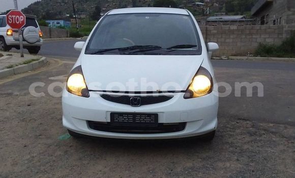 Buy Used Honda FIT White Car in Maseru in Maseru Buy Used Honda FIT White Car in Maseru in Maseru