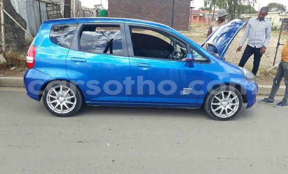 Sayi Na hannu Honda FIT Blue Mota in Butha Buthe a Butha-Buthe Sayi Na hannu Honda FIT Blue Mota in Butha Buthe a Butha-Buthe
