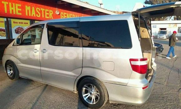Sayi Na hannu Toyota Alphard Silver Mota in Butha Buthe a Butha-Buthe Sayi Na hannu Toyota Alphard Silver Mota in Butha Buthe a Butha-Buthe
