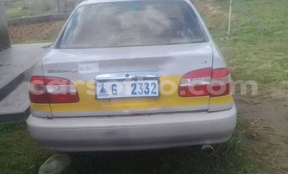 Sayi Na hannu Toyota Corolla Silver Mota in Butha Buthe a Butha-Buthe Sayi Na hannu Toyota Corolla Silver Mota in Butha Buthe a Butha-Buthe