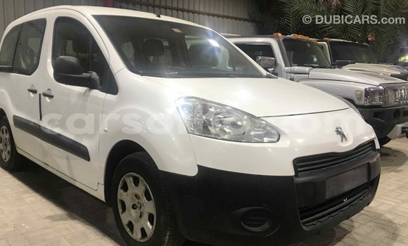 Sayi Imported Peugeot Partner White Mota in Import - Dubai a Maseru Sayi Imported Peugeot Partner White Mota in Import - Dubai a Maseru