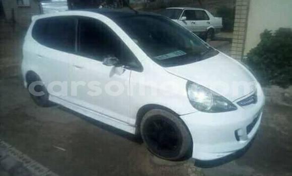 Buy Used Honda FIT White Car in Butha Buthe in Butha-Buthe Buy Used Honda FIT White Car in Butha Buthe in Butha-Buthe
