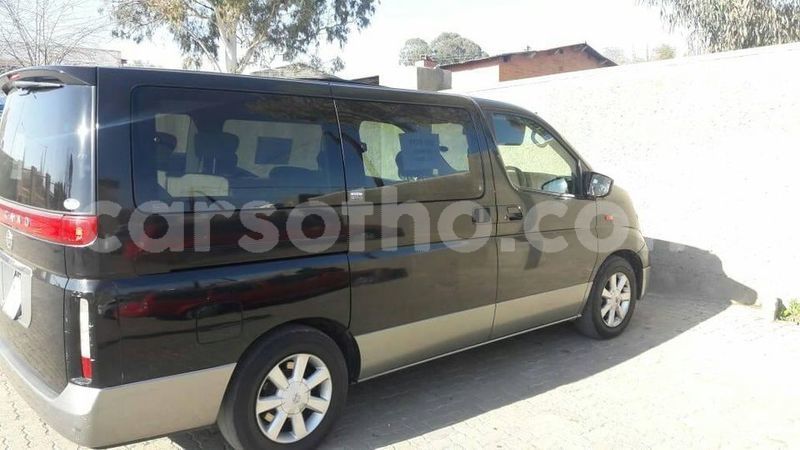 Big with watermark nissan elgrand butha buthe butha buthe 21026