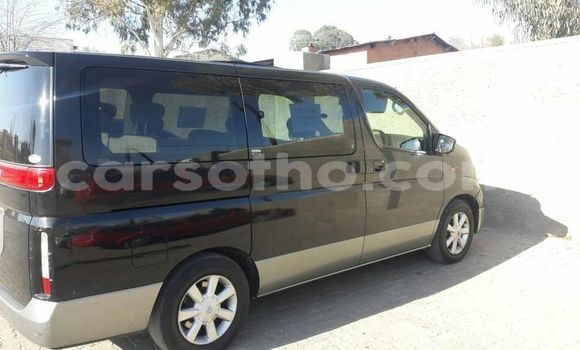 Sayi Na hannu Nissan Elgrand Black Mota in Butha Buthe a Butha-Buthe Sayi Na hannu Nissan Elgrand Black Mota in Butha Buthe a Butha-Buthe