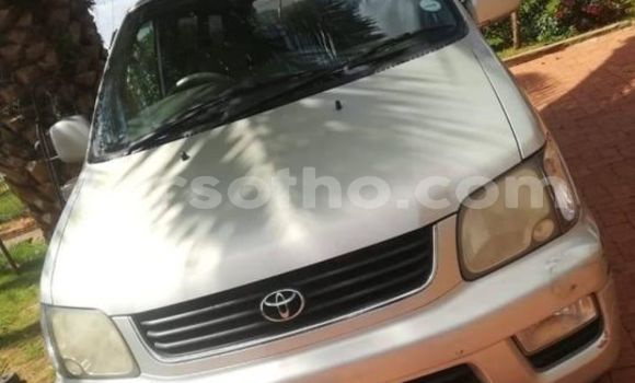 Sayi Na hannu Toyota Noah Silver Mota in Butha Buthe a Butha-Buthe Sayi Na hannu Toyota Noah Silver Mota in Butha Buthe a Butha-Buthe