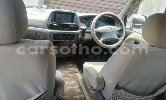 Sayi Na hannu Toyota Noah Silver Mota in Butha Buthe a Butha-Buthe Sayi Na hannu Toyota Noah Silver Mota in Butha Buthe a Butha-Buthe