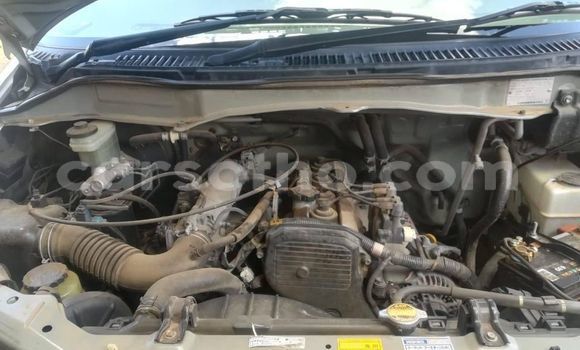 Sayi Na hannu Toyota Noah Silver Mota in Butha Buthe a Butha-Buthe Sayi Na hannu Toyota Noah Silver Mota in Butha Buthe a Butha-Buthe