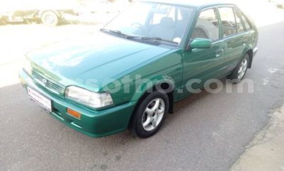 Acheter Occasion Voiture Mazda 323 Vert à Maseru, Maseru Acheter Occasion Voiture Mazda 323 Vert à Maseru, Maseru